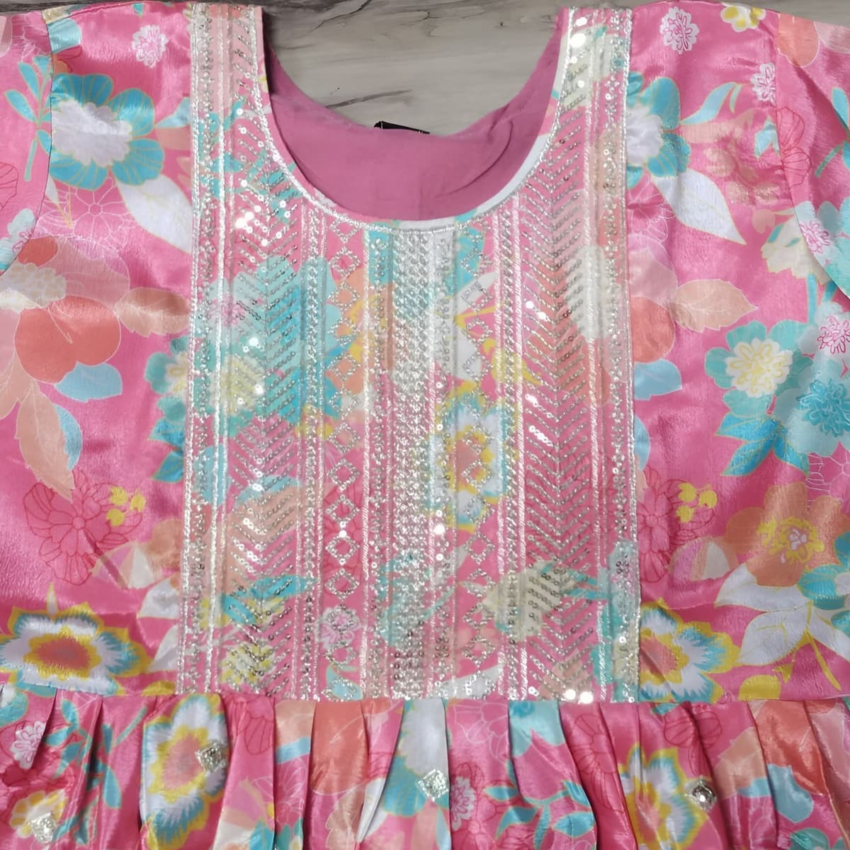 Elegant Pink Floral Print Muslin Anarkali Kurti with Mirror Work - View 3